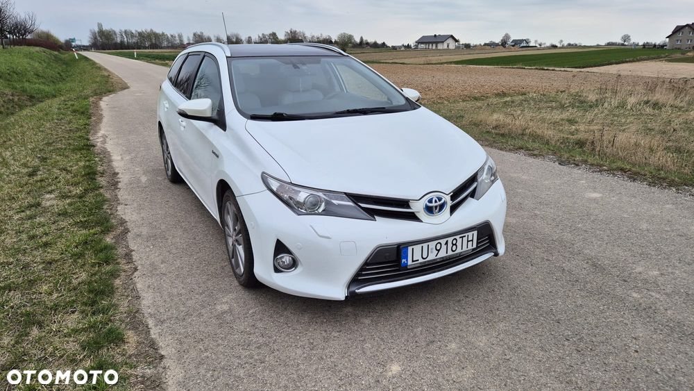 Toyota Auris - 4