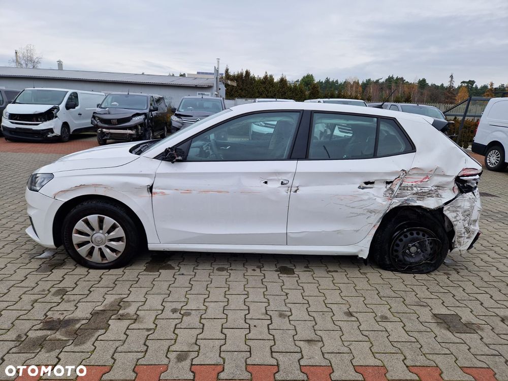 Skoda Fabia 1.0 TSI Active - 5