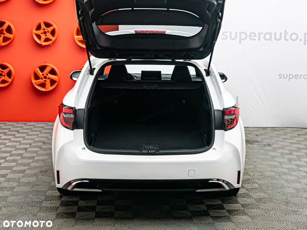 Toyota Corolla 1.8 Hybrid Comfort - 26