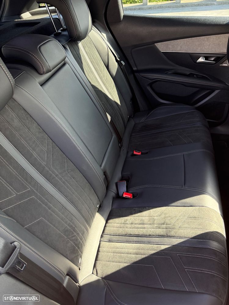 Peugeot 3008 1.6 Hybrid GT Pack e-EAT8 - 8