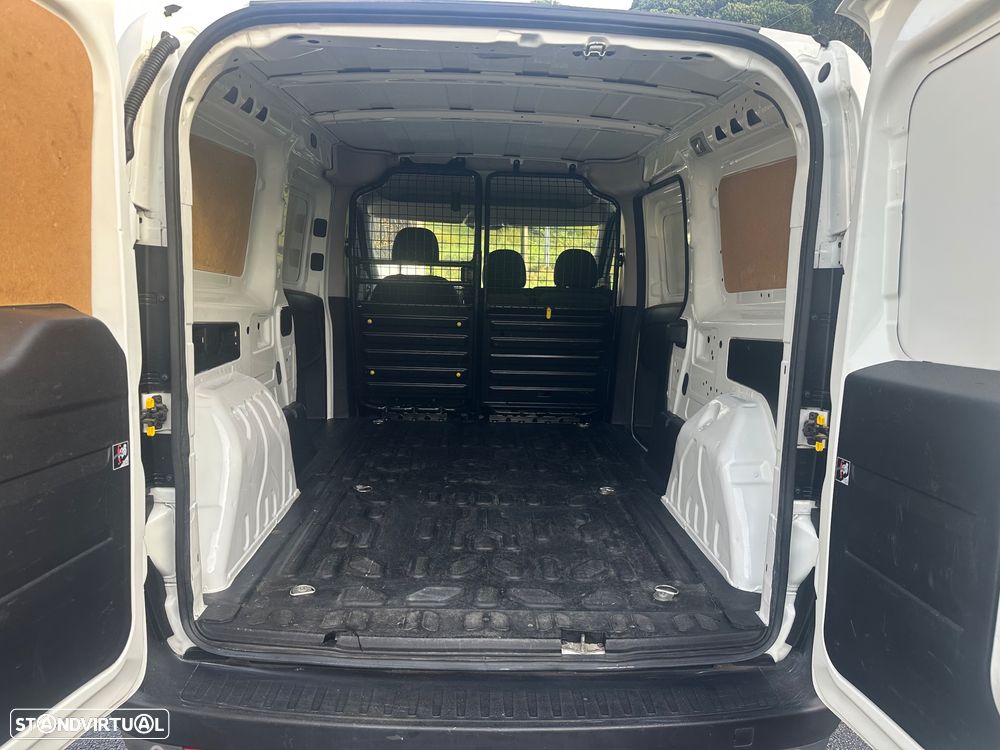 Fiat Doblo 1.3 MTJ Maxi - 8