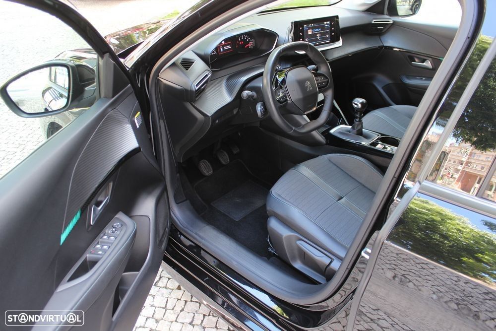 Peugeot 208 1.2 PureTech Allure - 14
