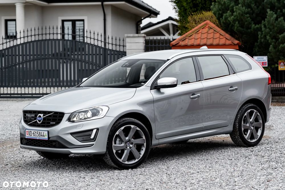 Volvo XC 60 T5 AWD R-Design Momentum EU6 - 8