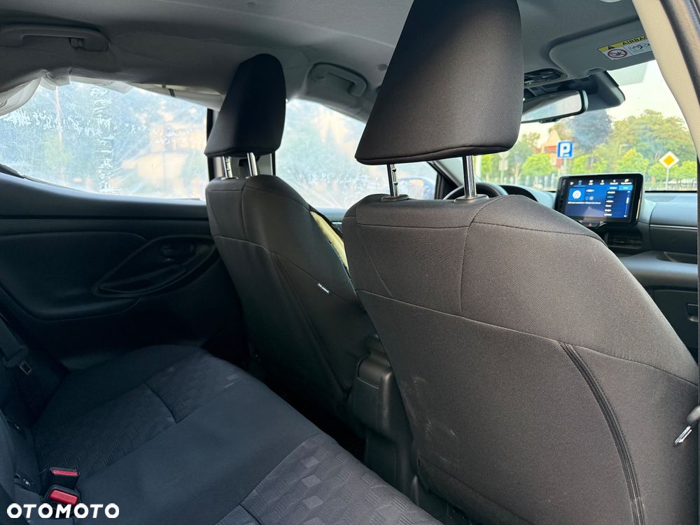 Toyota Yaris Hybrid 1.5 Comfort - 23