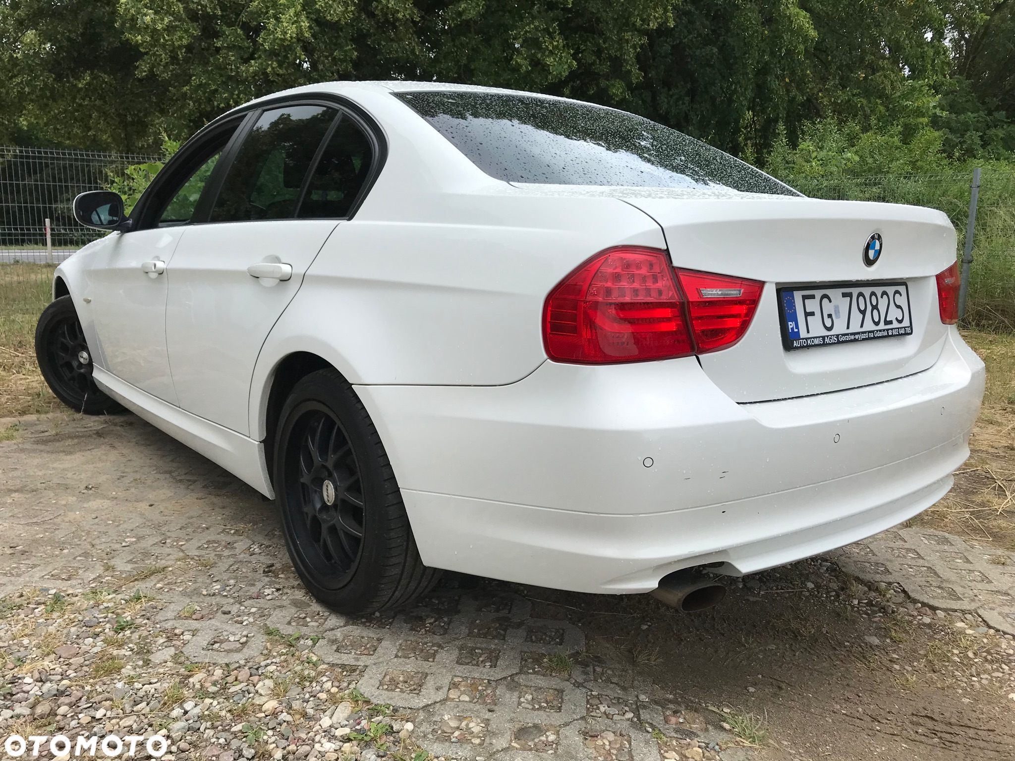 BMW Seria 3 318i - 5