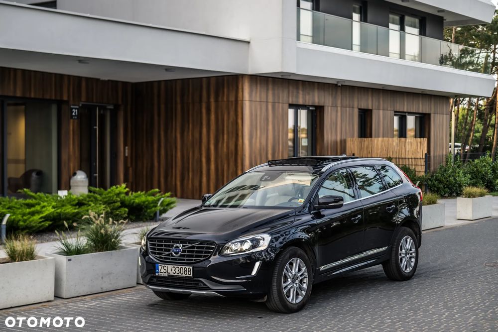 Volvo XC 60 D5 AWD Summum - 1