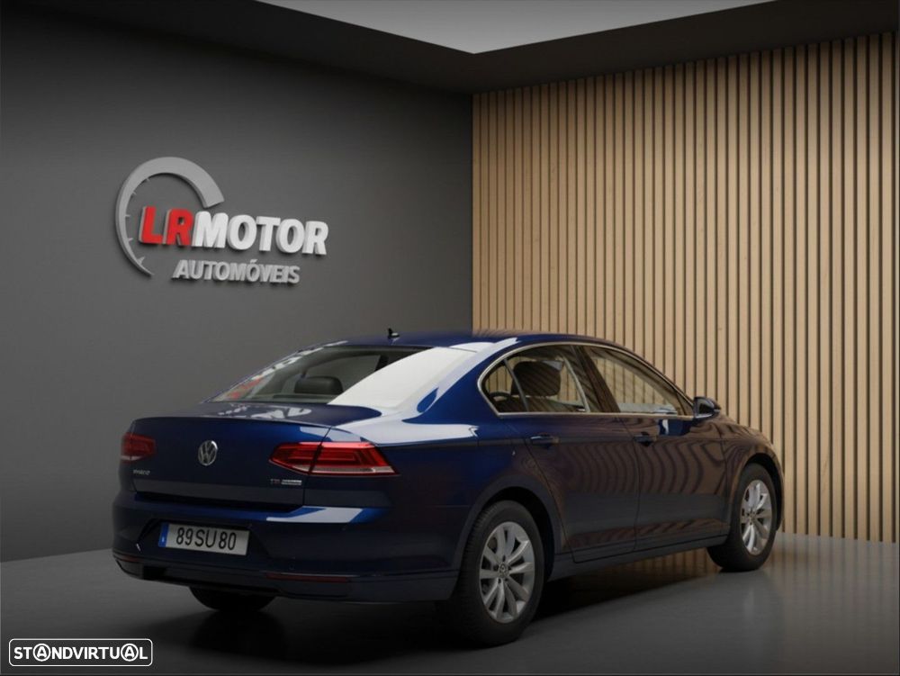 VW Passat 1.6 TDI Highline DSG - 4