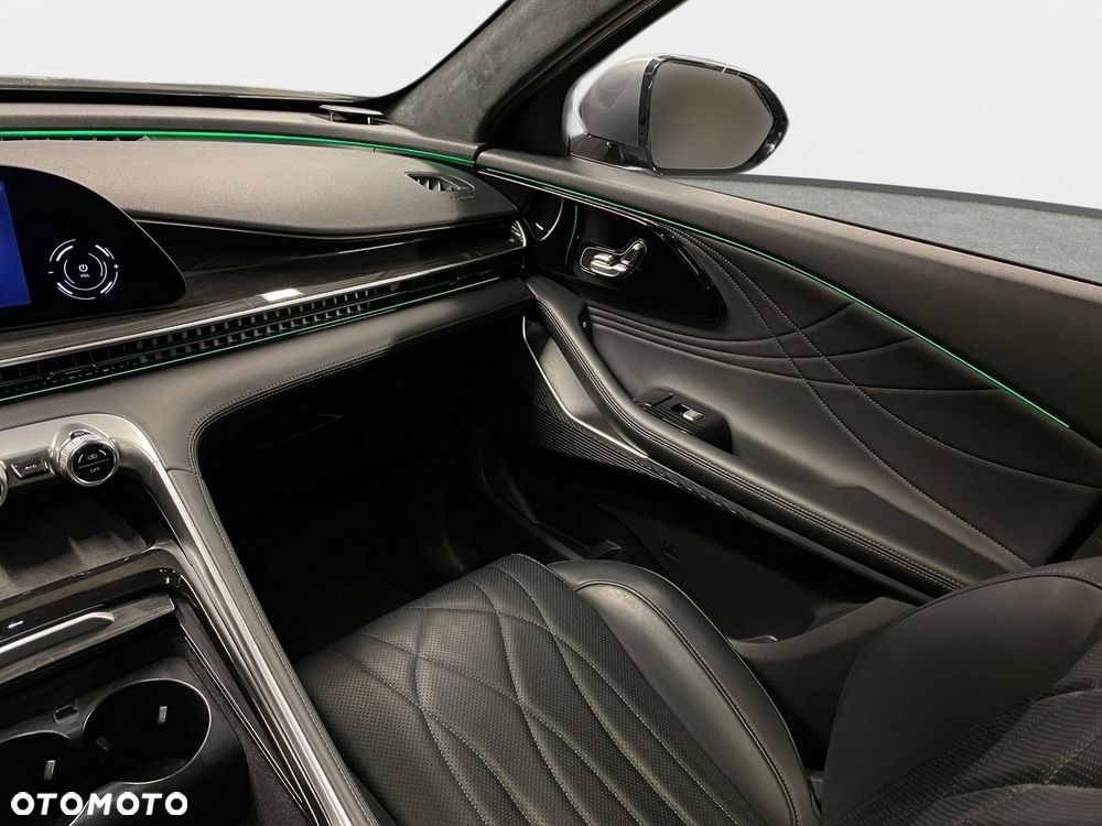 Omoda 9 1.5 Super Hybrid Exclusive AWD - 34