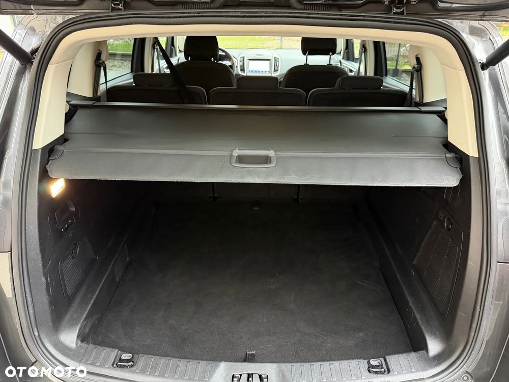 Ford S-Max 2.5 Duratec FHEV TITANIUM - 28