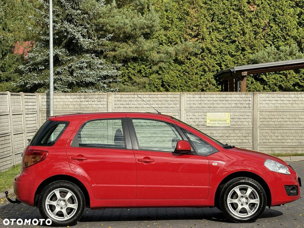 Suzuki SX4 1.6 Premium - 23