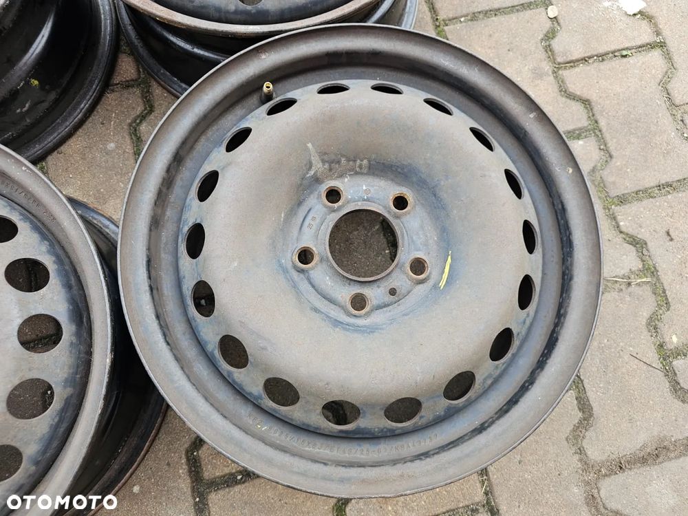 (S9) Felgi stalowe Alfa Romero Giulietta 159 Brera Spider Opel Astra Zafira Meriva Vectra Saab 900 9-3 / 6Jx15 ET49 5x110 - 5