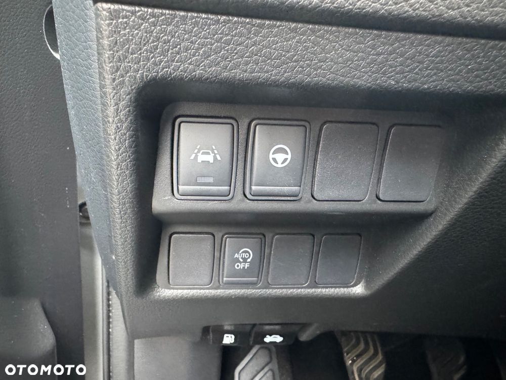 Nissan Qashqai 1.3 DIG-T Tekna - 29