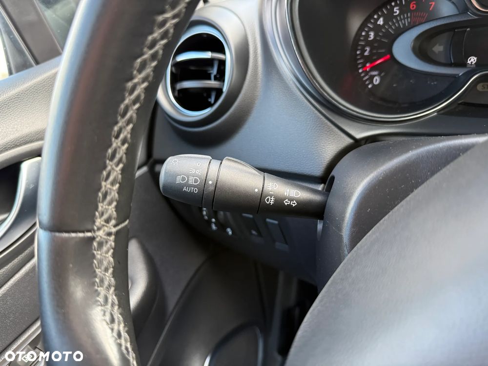 Renault Captur ENERGY TCe 120 EDC Intens - 15