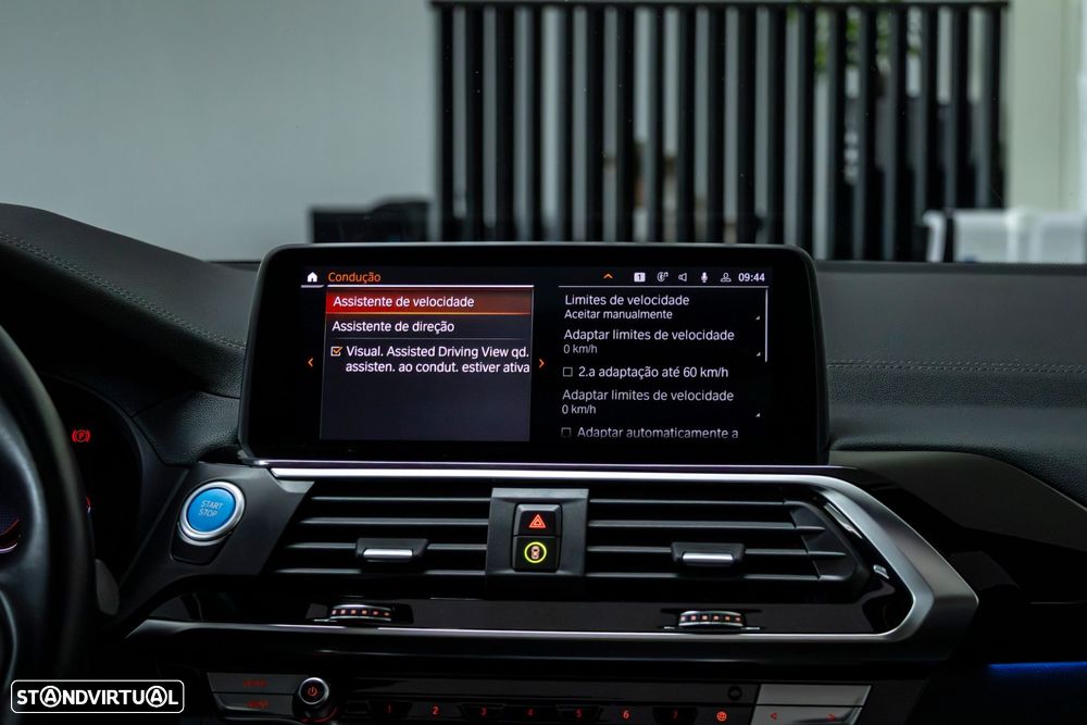 BMW iX3 Inspiring - 37