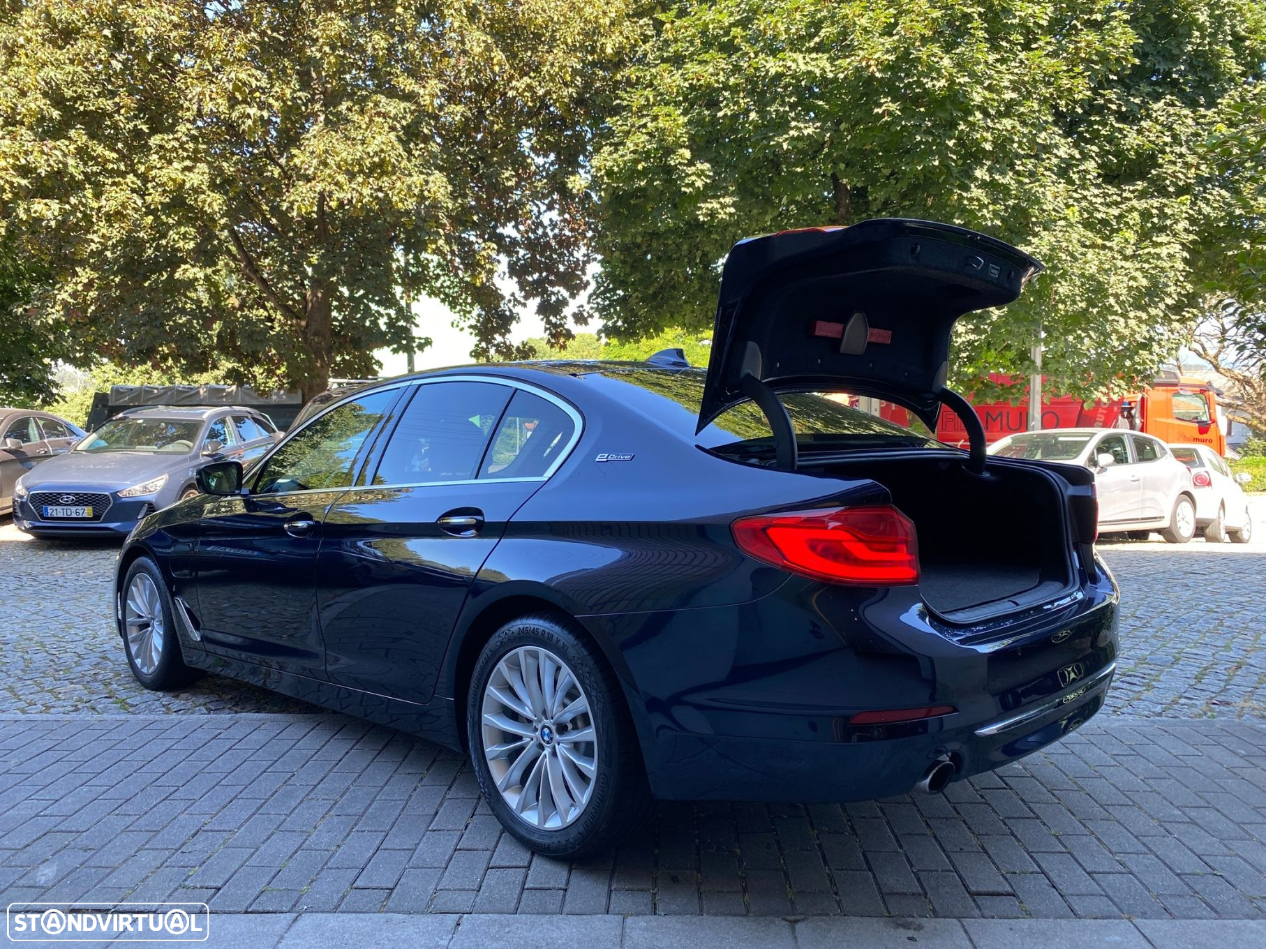 BMW 530 e iPerformance Line Luxury - 28