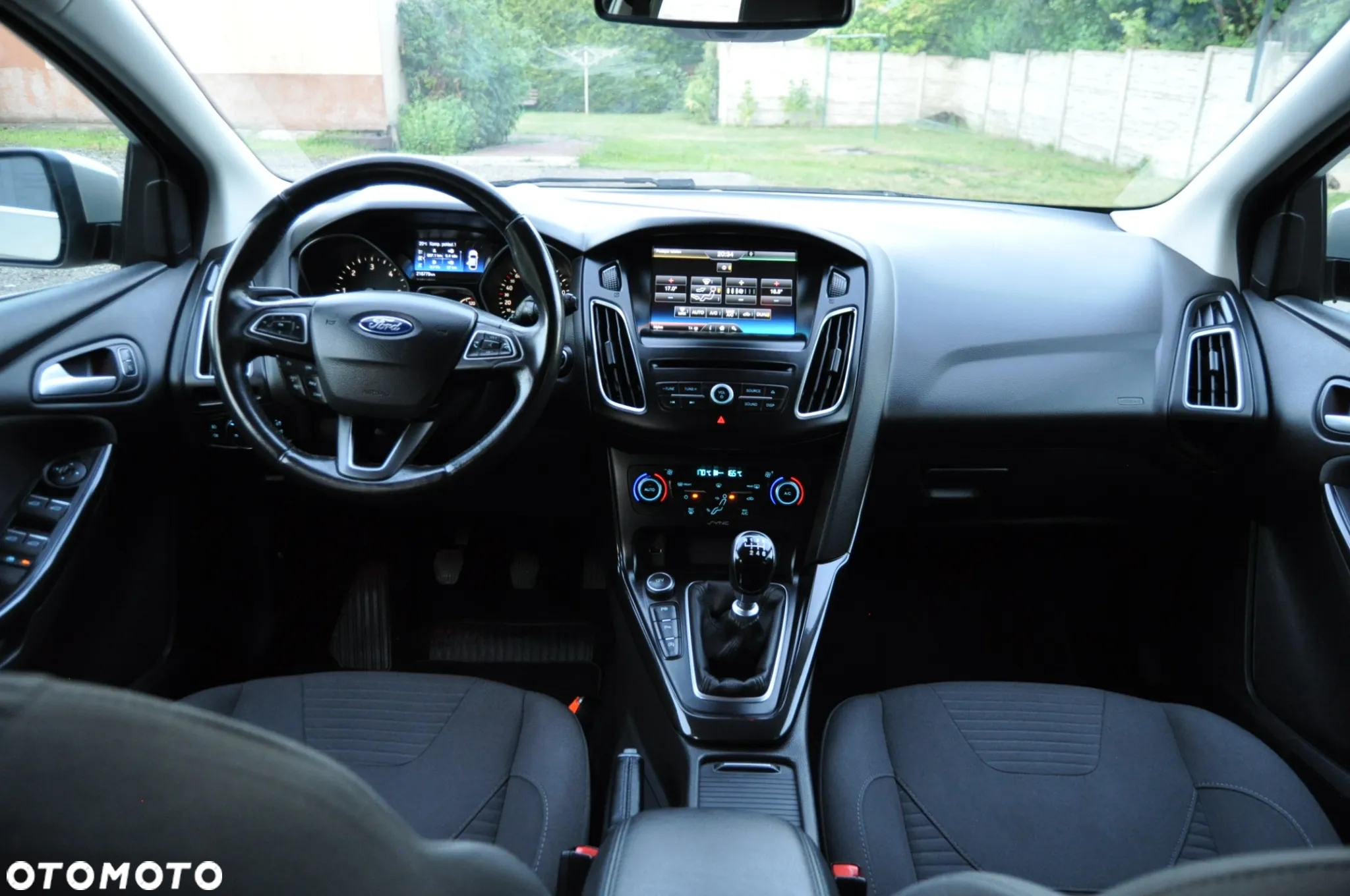 Ford Focus 2.0 TDCi Titanium ASS - 11