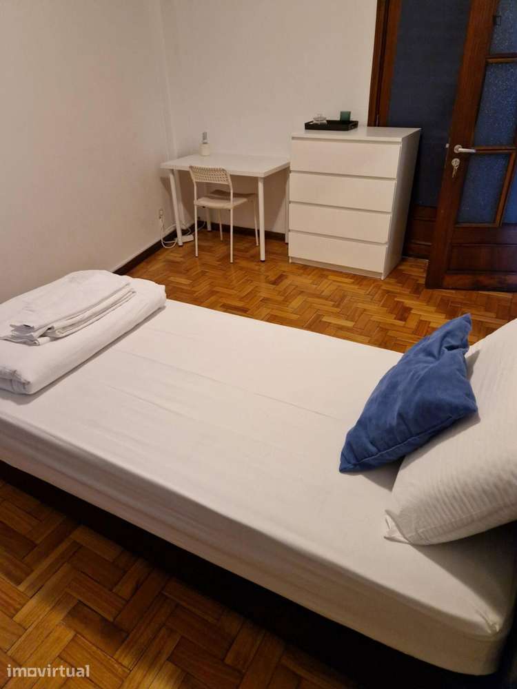 Quarto - localizado em Cedofeita Porto - Grande imagem: 2/14