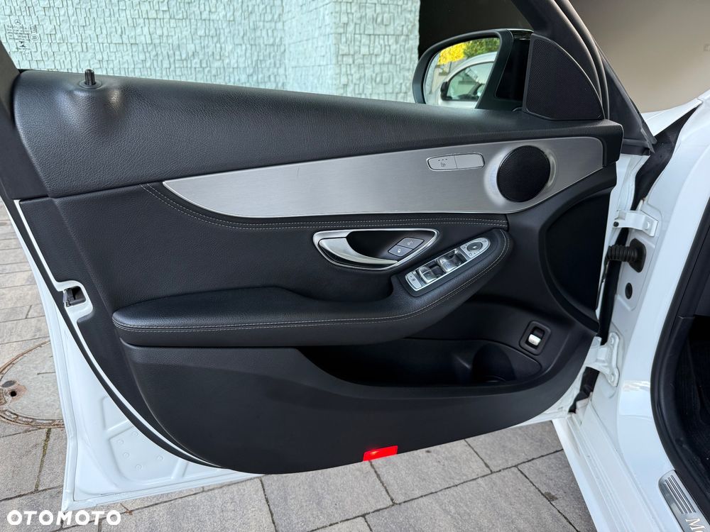 Mercedes-Benz Klasa C 200 4-Matic 7G-TRONIC - 6