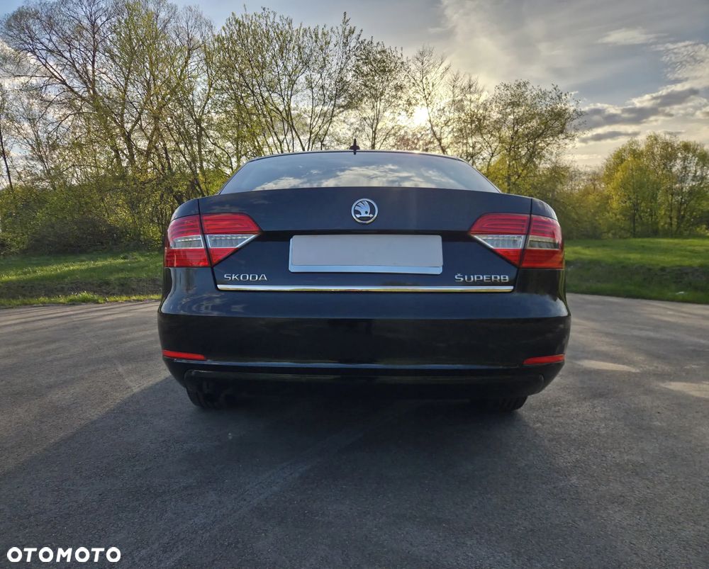 Skoda Superb 1.6 TDI Ambition - 6