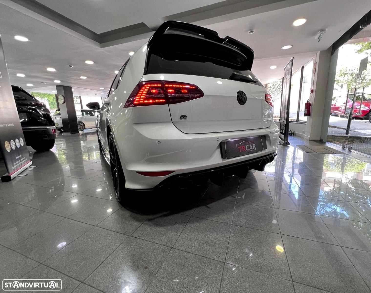 VW Golf - 25