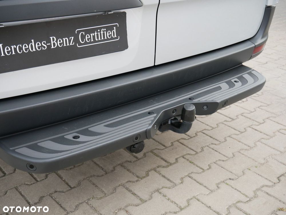 Mercedes-Benz Sprinter - 13