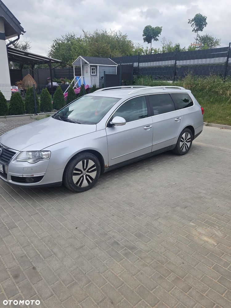 Volkswagen Passat 2.0 TDI DPF Comfortline - 19