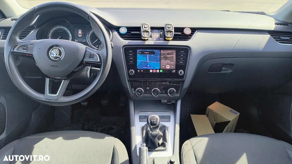 Skoda Octavia - 7