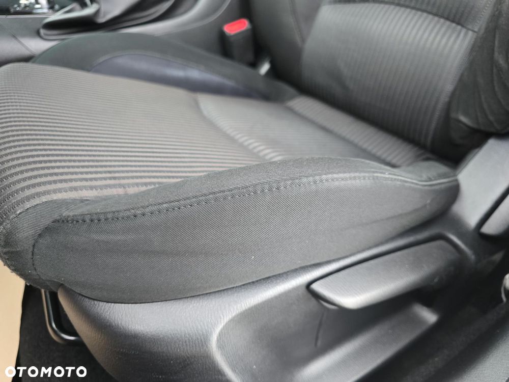 Mazda 3 2.2 MZR-CD DPF Edition - 21