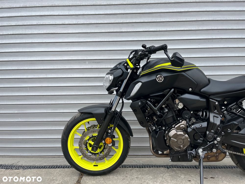 Yamaha MT - 3