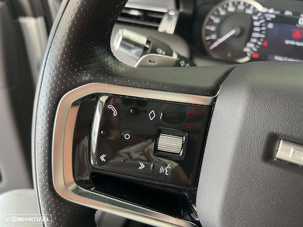 Land Rover Discovery Sport P300e R-Dynamic - 17