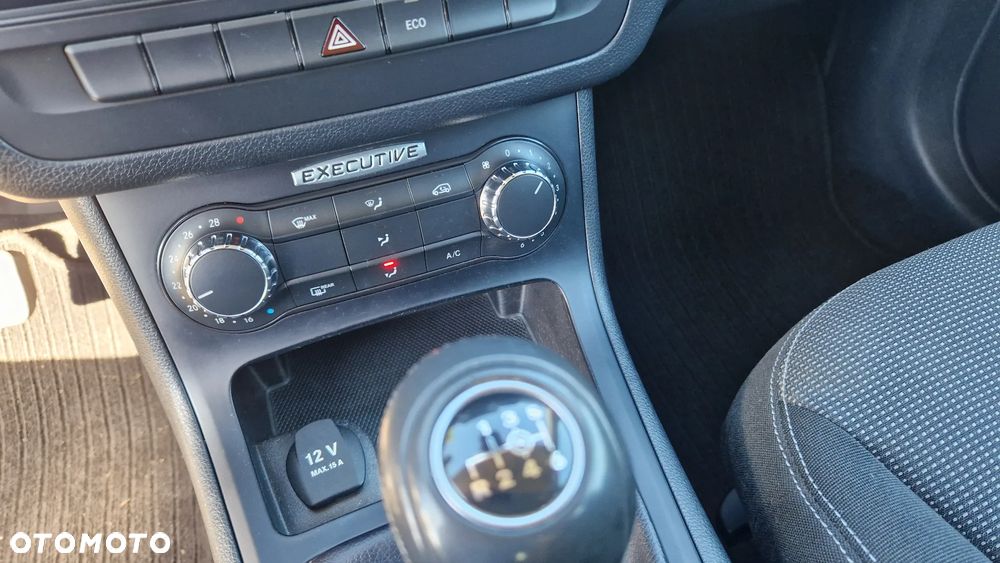 Mercedes-Benz Klasa B 180 (BlueEFFICIENCY) - 14