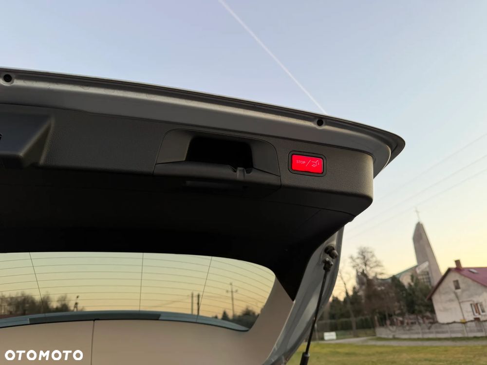 Mercedes-Benz GLC 300 de 4Matic 9G-TRONIC - 10