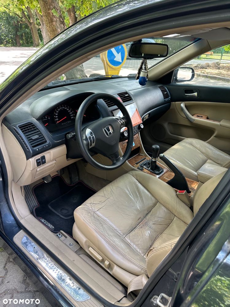 Honda Accord - 10