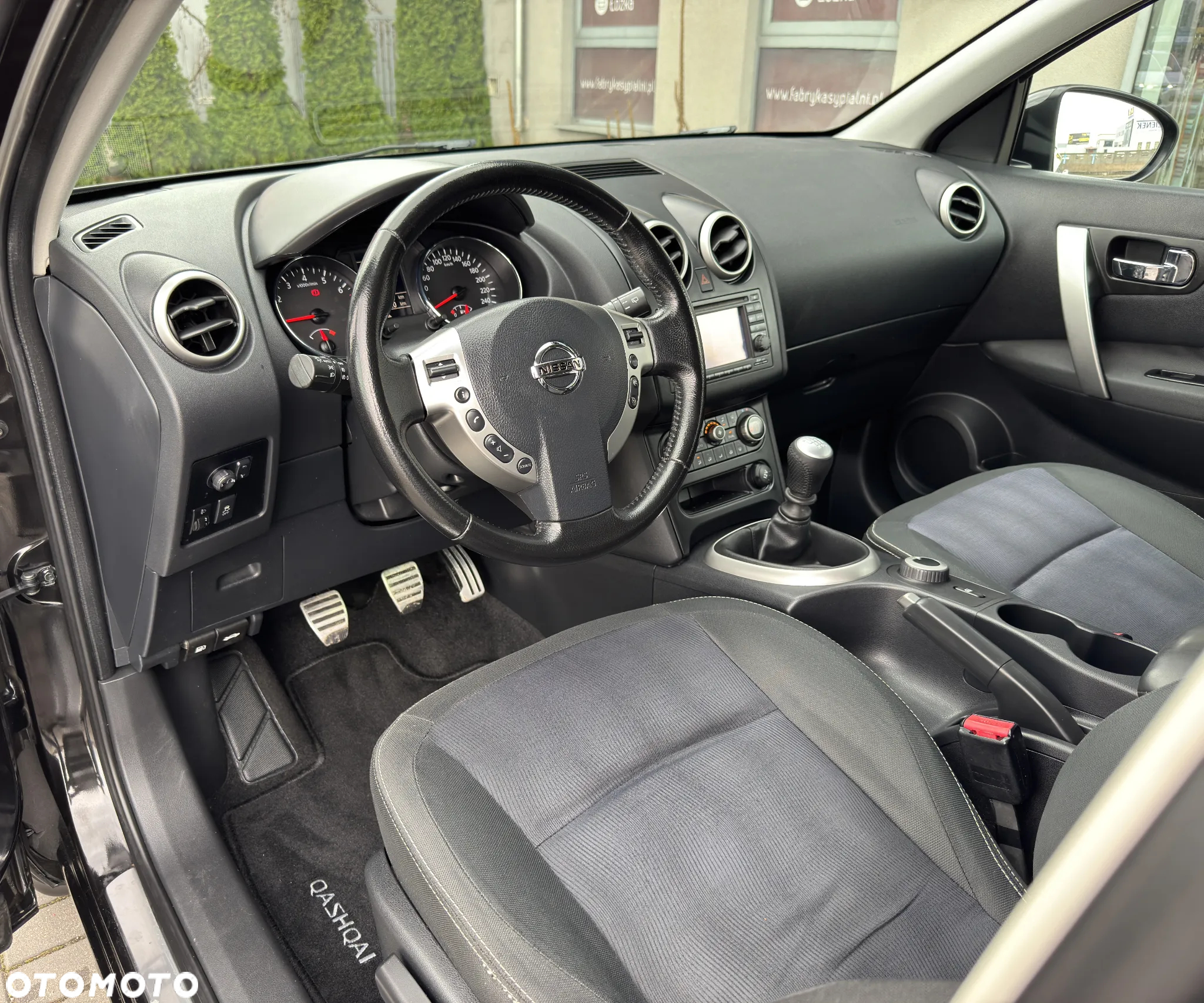 Nissan Qashqai 2.0 Tekna Premium - 16