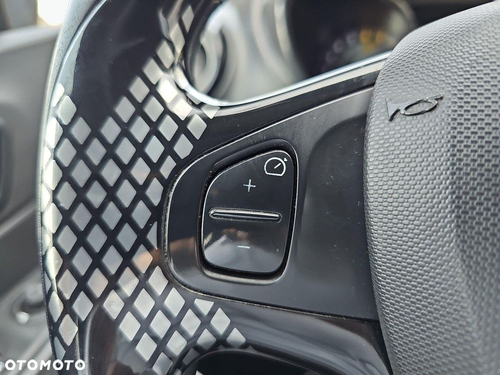 Renault Captur 0.9 Energy TCe Intens EU6 - 17