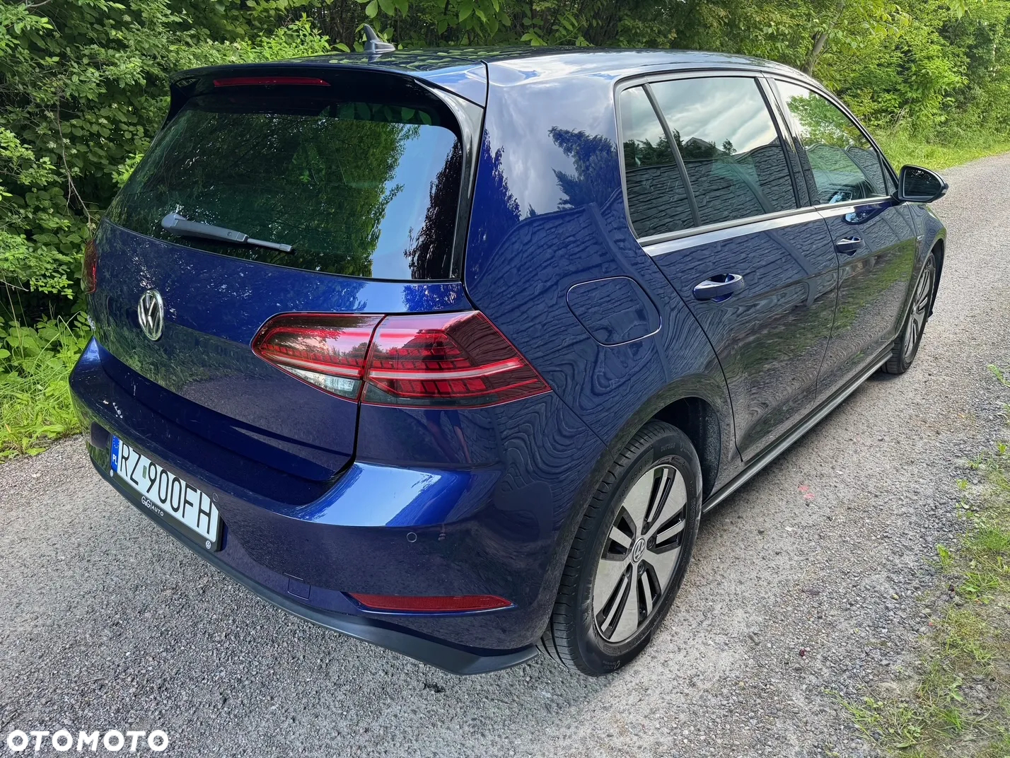 Volkswagen Golf - 4