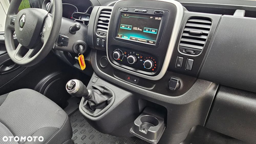 Renault Trafic 2,0DCI 2021Rok 105 Tys.km. L2 Długi Full Led Klima Nawi Kamera 2xDrzwi Hak Super Stan - 26