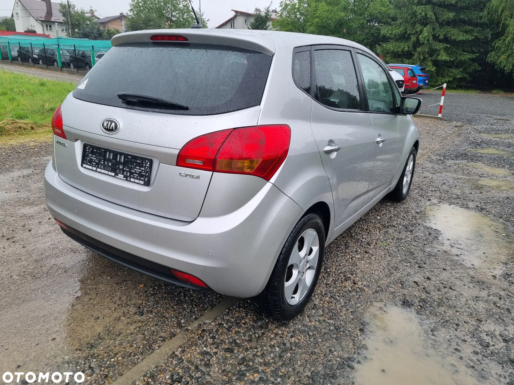 Kia Venga 1.6 CRDi 128 Dream Team Edition - 8
