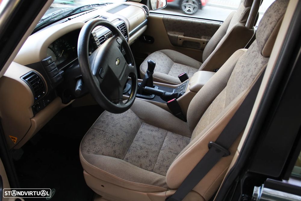 Land Rover Discovery 2.5 TD5 - 24