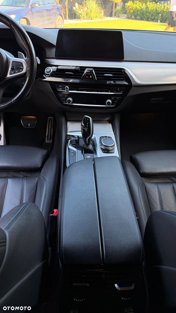 BMW Seria 5 540d xDrive M Sport sport - 22