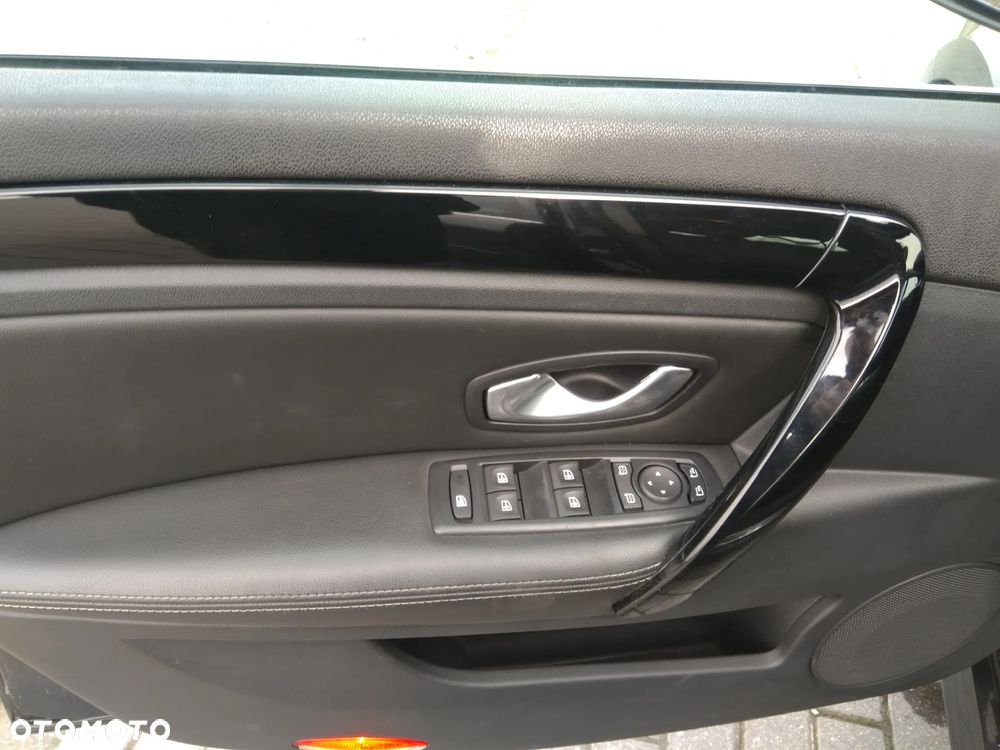 Renault Laguna Grandtour dCi 175 FAP Initiale - 3