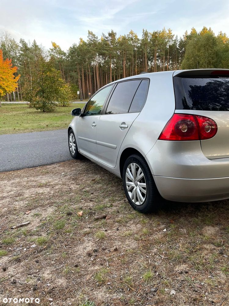 Volkswagen Golf V 1.9 TDI Trendline - 9