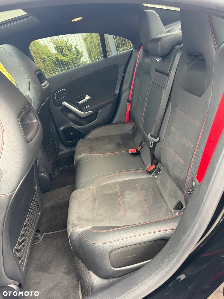 Mercedes-Benz CLA - 15