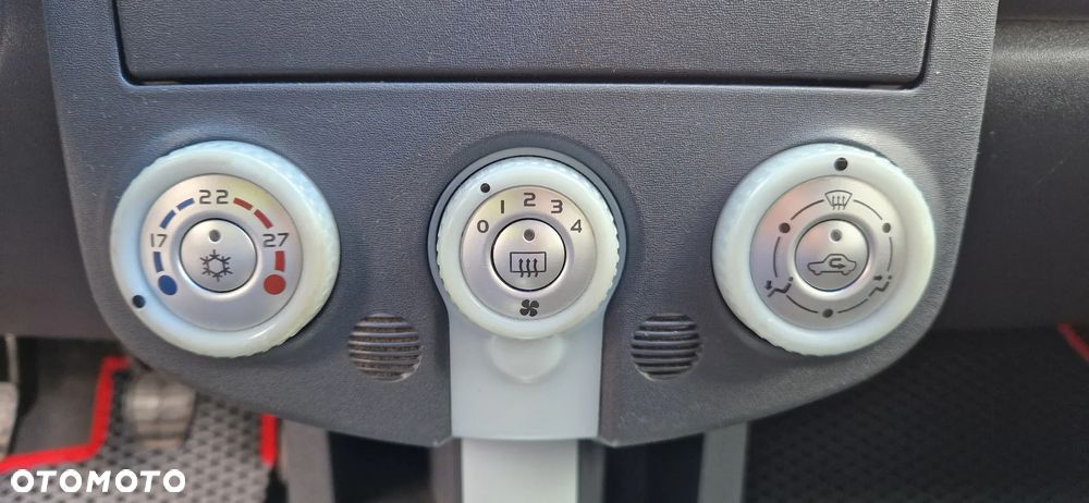 Mitsubishi Colt CZ3 1.3 Inform - 16