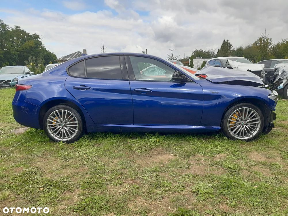 Alfa Romeo Giulia 2.0 Turbo 16V AT8 Sprint - 3