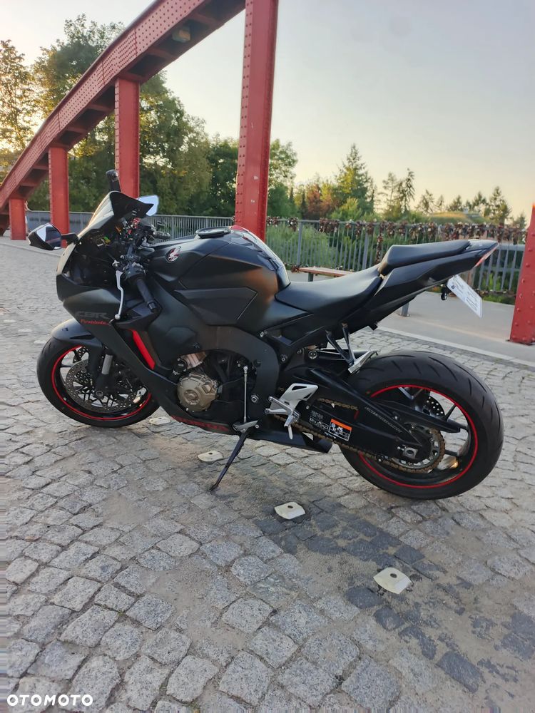 Honda CBR - 4