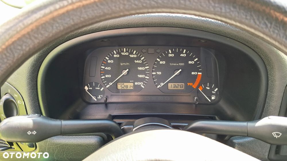 Volkswagen Polo - 12