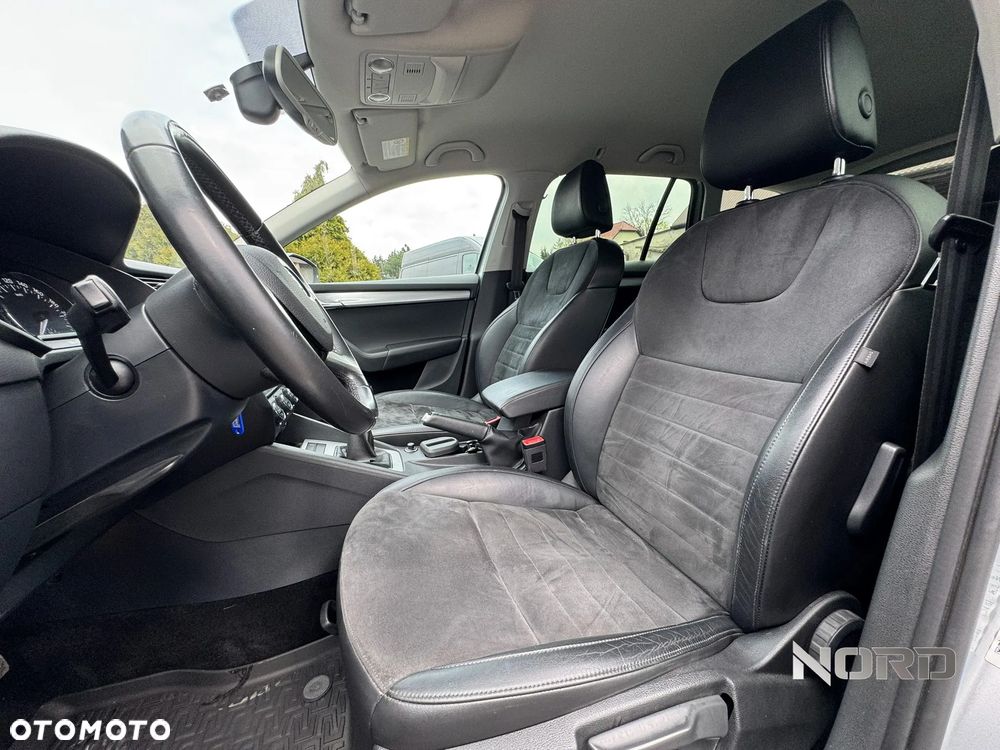 Skoda Octavia 2.0 TDI Green tec 4x4 Elegance - 14