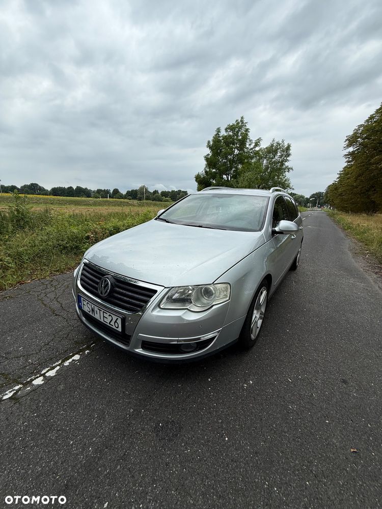 Volkswagen Passat 2.0 TDI Comfortline - 11