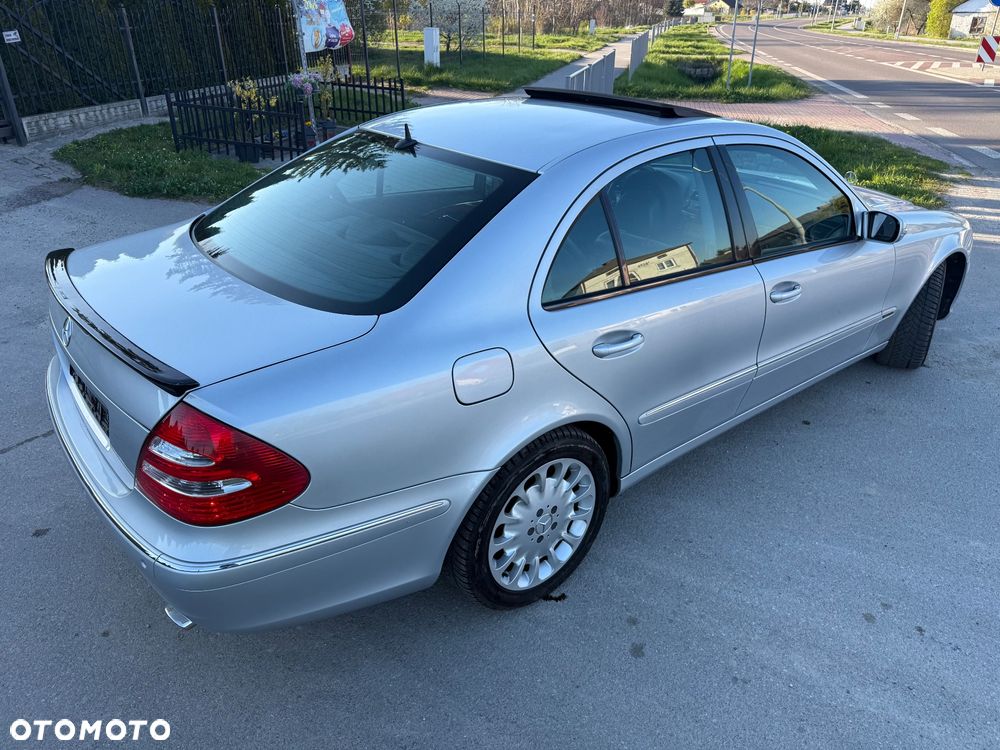 Mercedes-Benz Klasa E 500 4Matic Automatik Elegance - 9